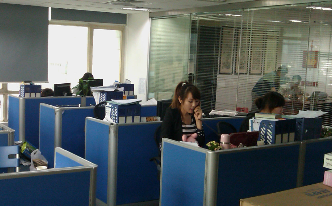 东阳红木家具定制全屋方案：从选材到落地的工艺要点解析